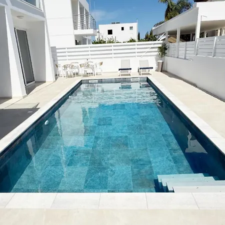 Bow Villa *